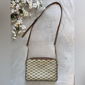michael kors crossbody bag